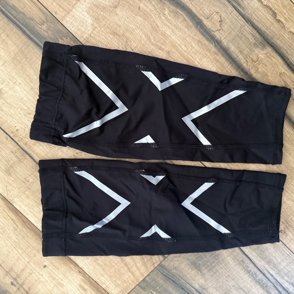 COPY - Compression calf guards